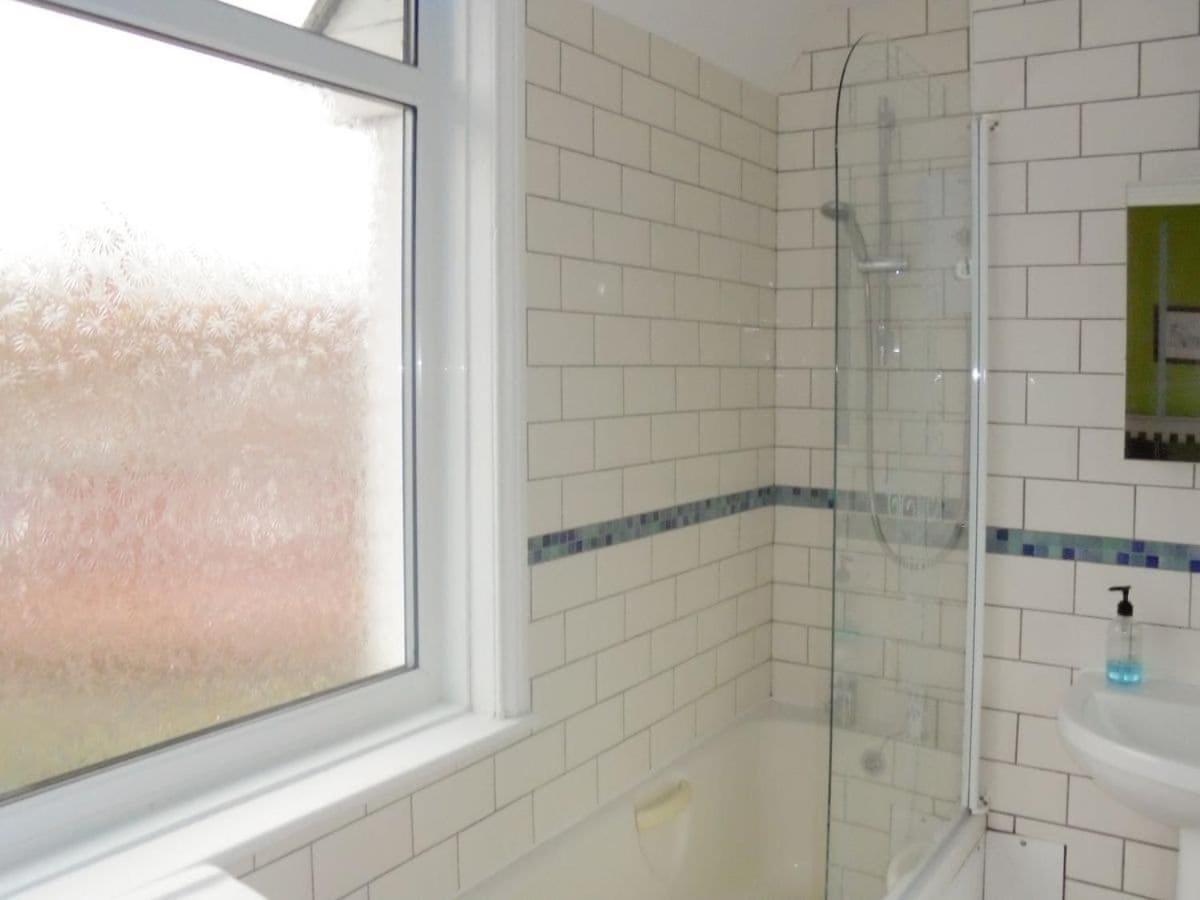 Downs Gate Cottage Истбурн Экстерьер фото